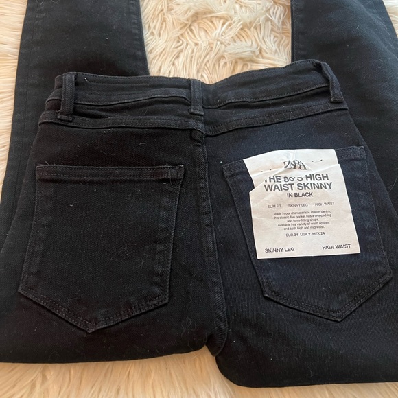 ZARA High Waisted Jeans - Picture 15 of 16